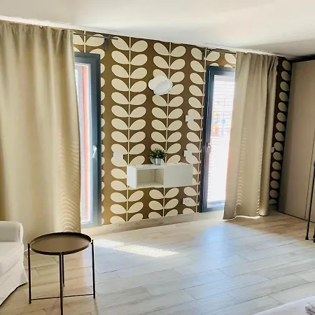 Apartament Skytower *